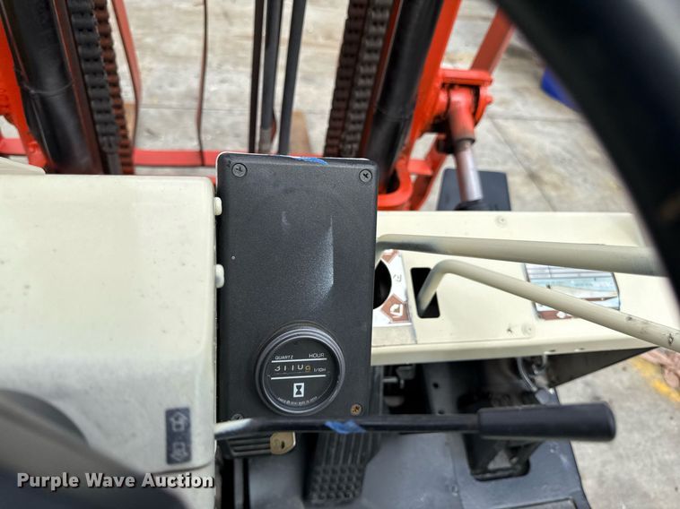 image for item DZ4157 Nissan 50 forklift