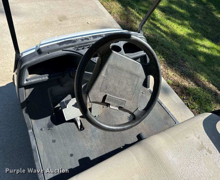 image for item DZ4160 Yamaha YDRAX golf cart