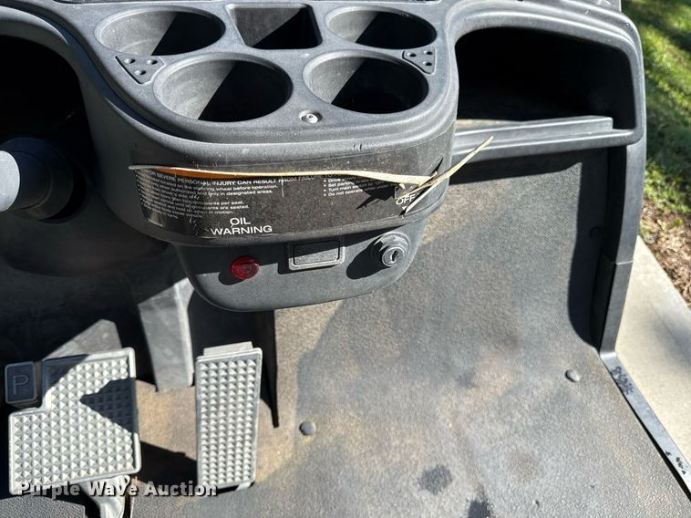 image for item DZ4160 Yamaha YDRAX golf cart