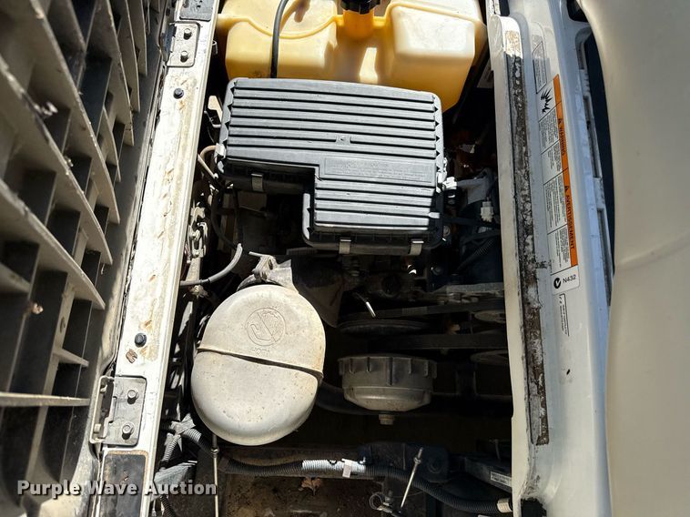 image for item DZ4160 Yamaha YDRAX golf cart