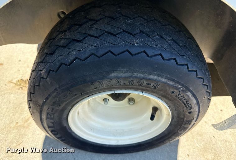 image for item DZ4160 Yamaha YDRAX golf cart