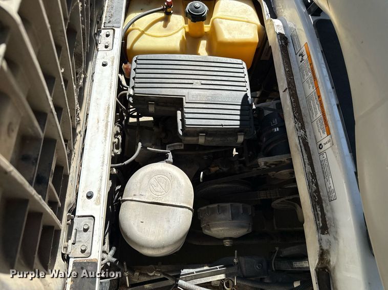 image for item DZ4161 2010 Yamaha YDRAX golf cart