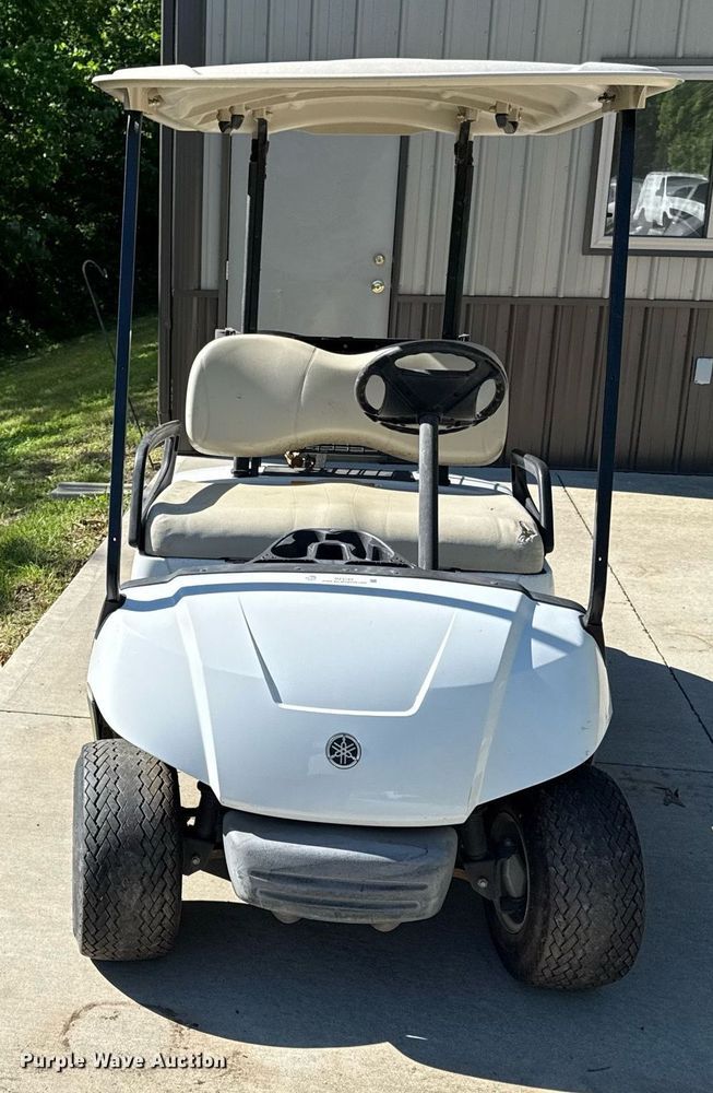 image for item DZ4162 2010 Yamaha YDRAX golf cart