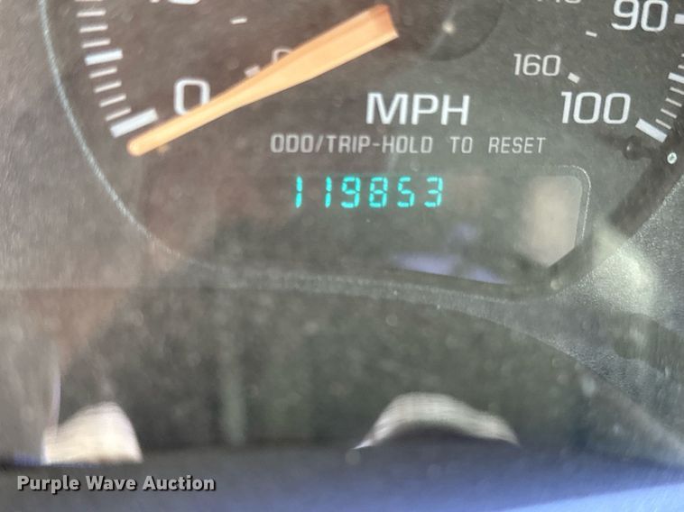 image for item DZ4183 2003 Chevrolet S10 Ext. Cab pickup truck