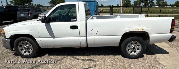 image for item DZ4184 2006 GMC Sierra 1500 pickup truck