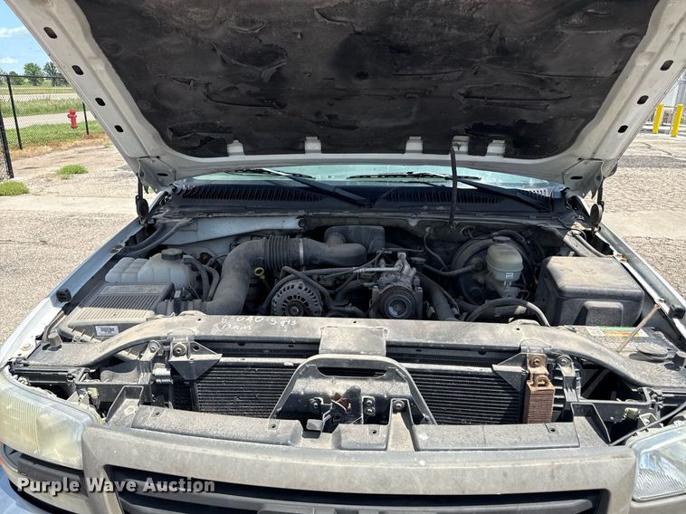 image for item DZ4184 2006 GMC Sierra 1500 pickup truck