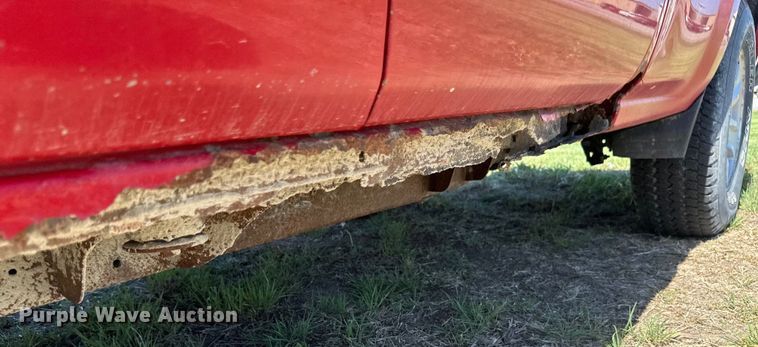 image for item EB2560 2014 Chevrolet  Silverado 1500 Double Cab pickup truck