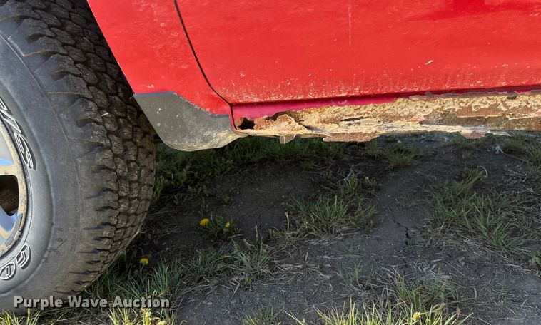 image for item EB2560 2014 Chevrolet  Silverado 1500 Double Cab pickup truck