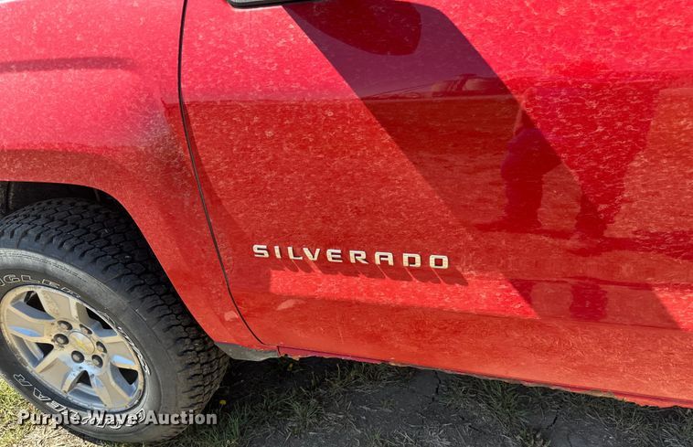 image for item EB2560 2014 Chevrolet  Silverado 1500 Double Cab pickup truck