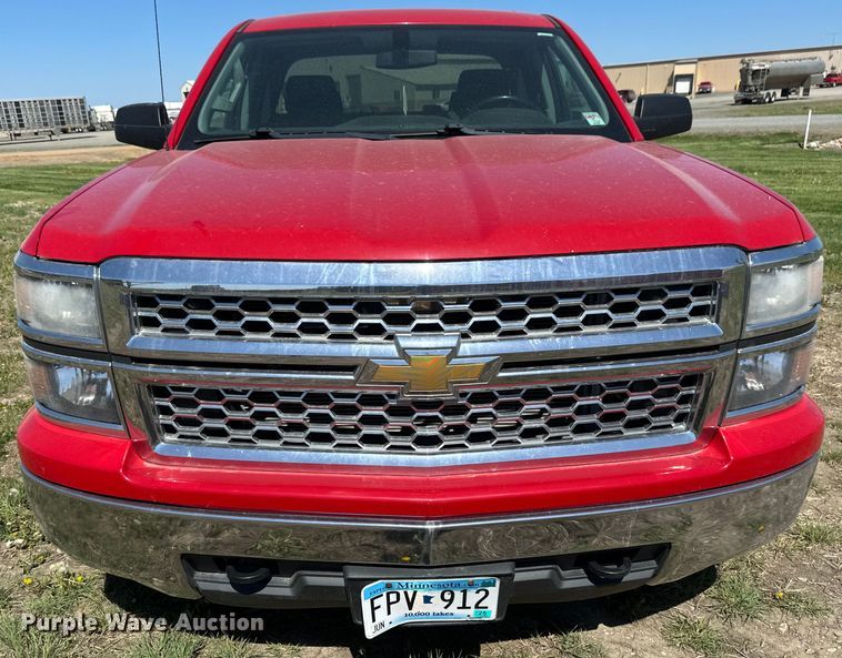 image for item EB2560 2014 Chevrolet  Silverado 1500 Double Cab pickup truck