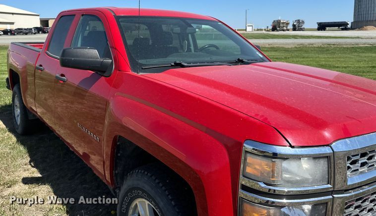 image for item EB2560 2014 Chevrolet  Silverado 1500 Double Cab pickup truck