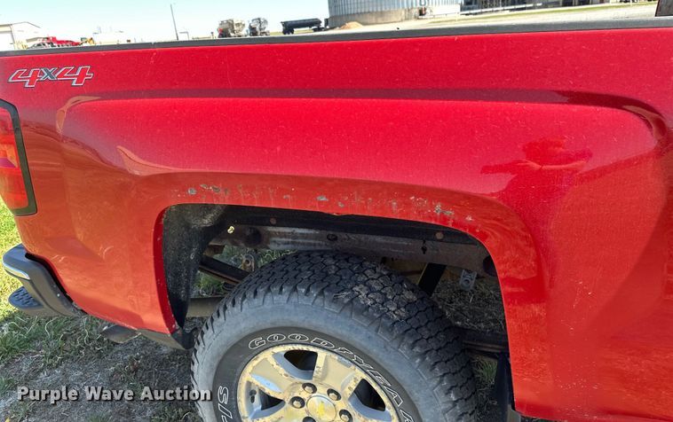 image for item EB2560 2014 Chevrolet  Silverado 1500 Double Cab pickup truck