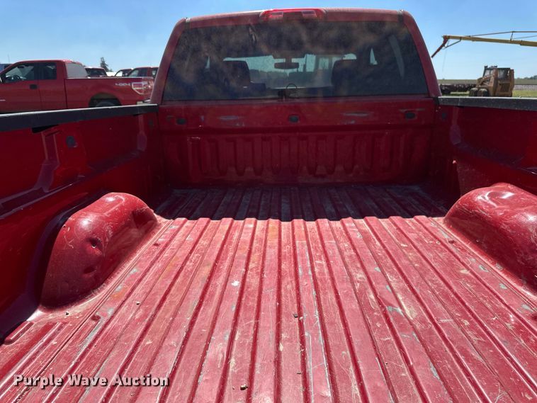 image for item EB2560 2014 Chevrolet  Silverado 1500 Double Cab pickup truck