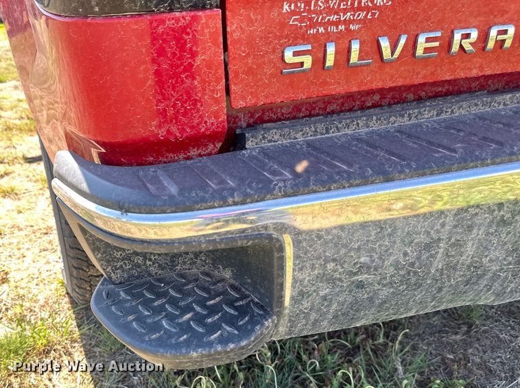 image for item EB2560 2014 Chevrolet  Silverado 1500 Double Cab pickup truck