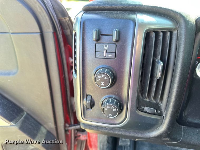 image for item EB2560 2014 Chevrolet  Silverado 1500 Double Cab pickup truck