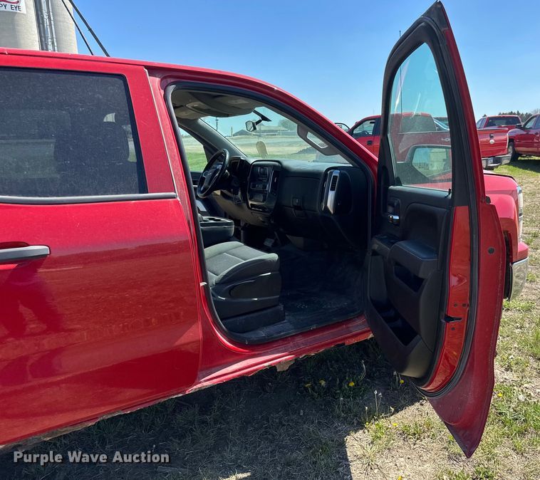 image for item EB2560 2014 Chevrolet  Silverado 1500 Double Cab pickup truck