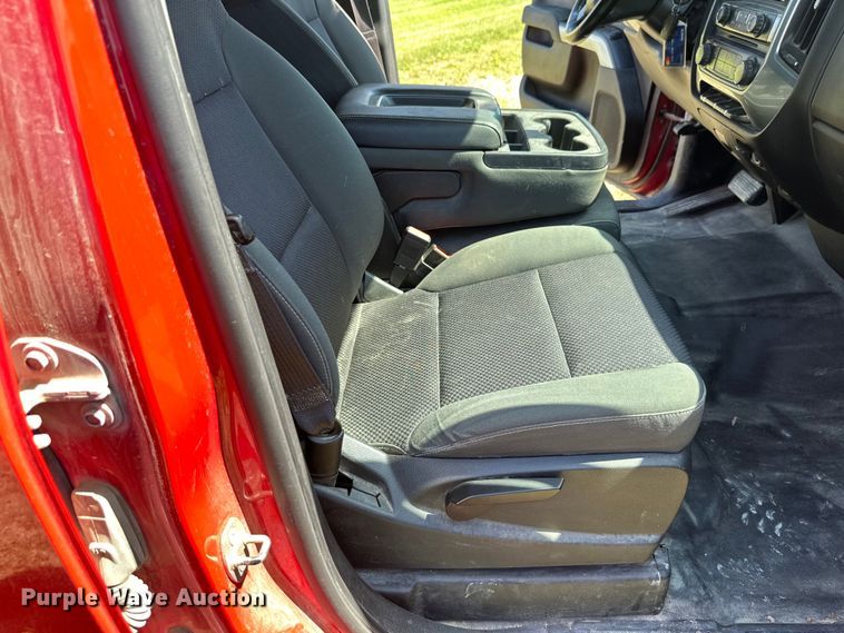 image for item EB2560 2014 Chevrolet  Silverado 1500 Double Cab pickup truck