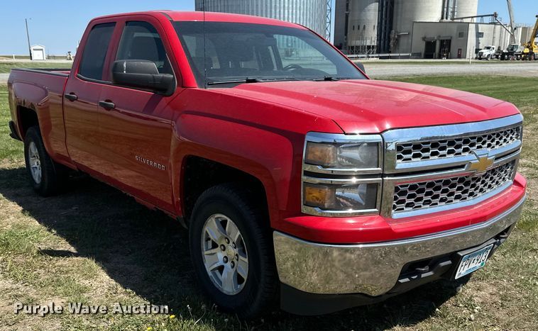 image for item EB2561 2014 Chevrolet  Silverado 1500 Double Cab pickup truck