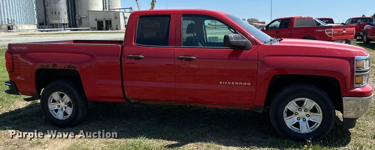 image for item EB2561 2014 Chevrolet  Silverado 1500 Double Cab pickup truck