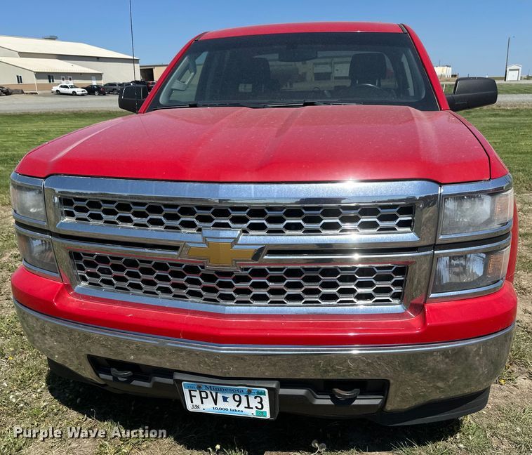 image for item EB2561 2014 Chevrolet  Silverado 1500 Double Cab pickup truck