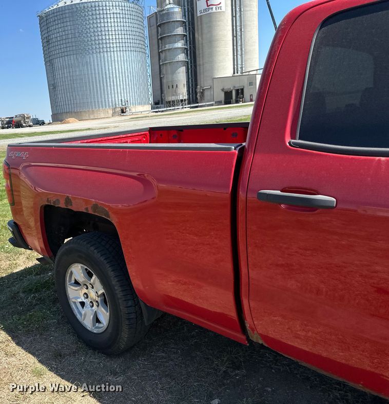 image for item EB2561 2014 Chevrolet  Silverado 1500 Double Cab pickup truck