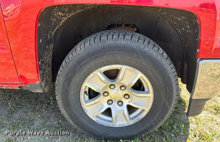 image for item EB2561 2014 Chevrolet  Silverado 1500 Double Cab pickup truck