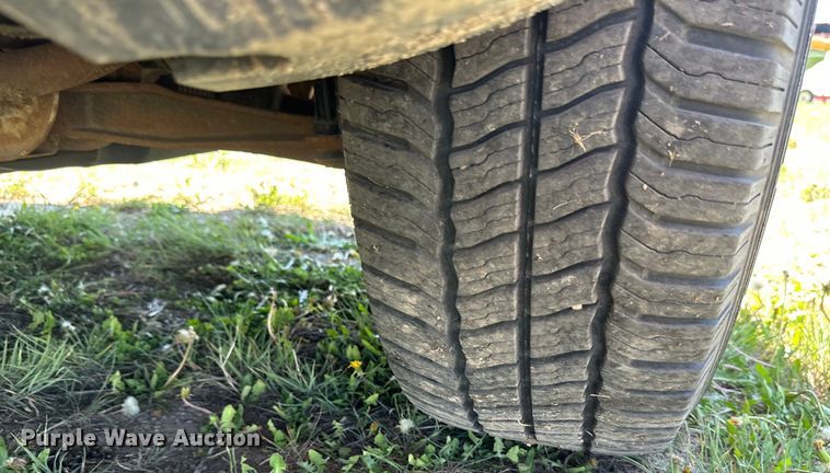 image for item EB2561 2014 Chevrolet  Silverado 1500 Double Cab pickup truck