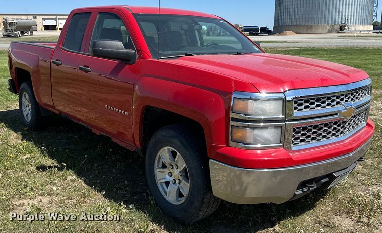 image for item EB2562 2014 Chevrolet  Silverado 1500 Double Cab pickup truck