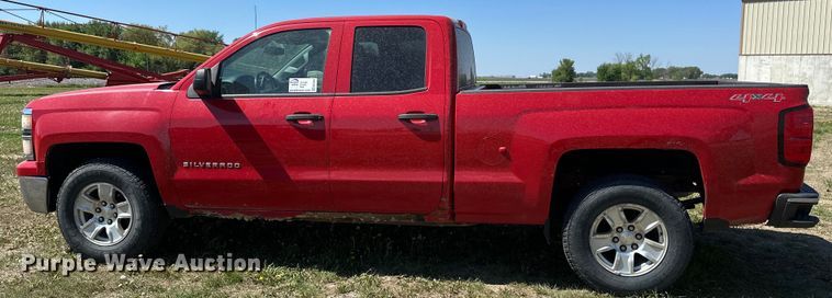 image for item EB2562 2014 Chevrolet  Silverado 1500 Double Cab pickup truck