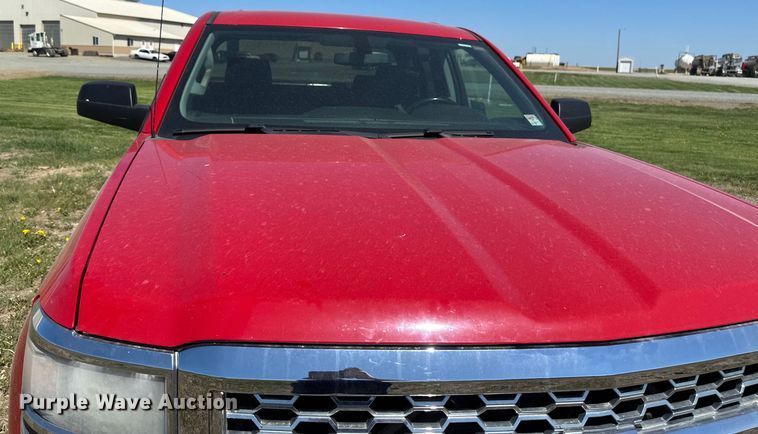 image for item EB2562 2014 Chevrolet  Silverado 1500 Double Cab pickup truck