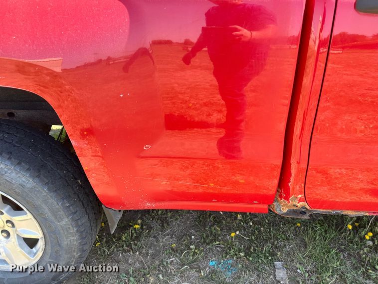 image for item EB2562 2014 Chevrolet  Silverado 1500 Double Cab pickup truck