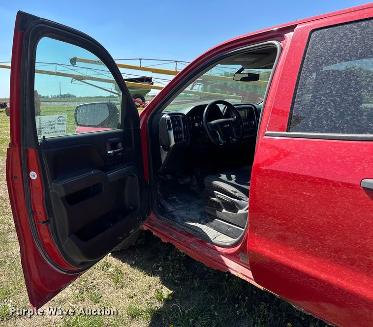 image for item EB2562 2014 Chevrolet  Silverado 1500 Double Cab pickup truck