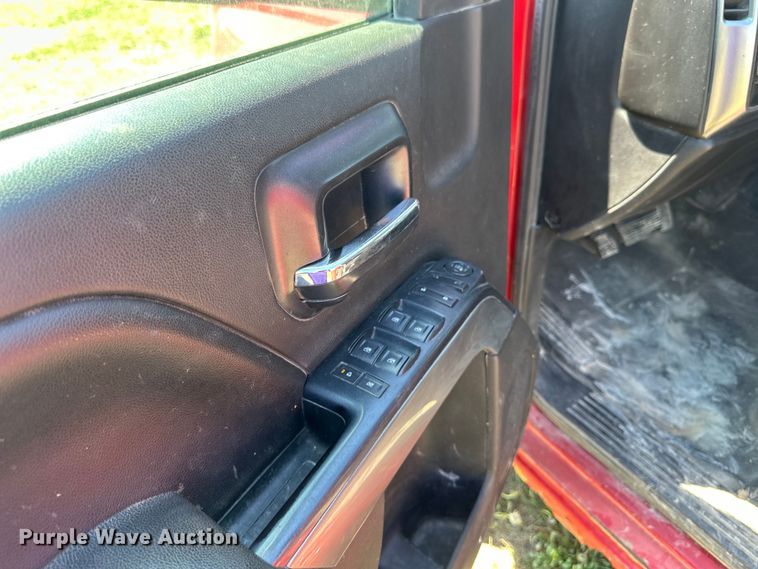 image for item EB2562 2014 Chevrolet  Silverado 1500 Double Cab pickup truck