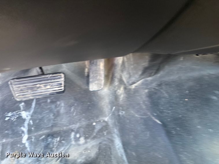 image for item EB2562 2014 Chevrolet  Silverado 1500 Double Cab pickup truck