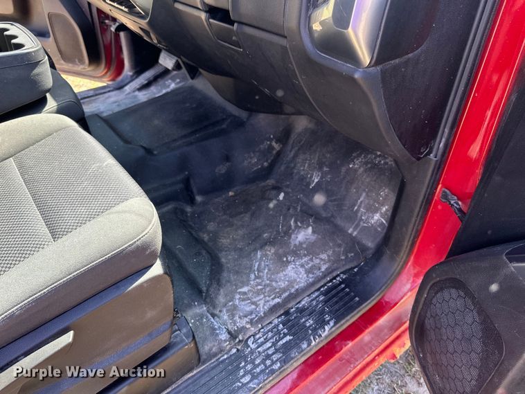 image for item EB2562 2014 Chevrolet  Silverado 1500 Double Cab pickup truck