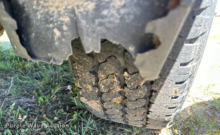 image for item EB2562 2014 Chevrolet  Silverado 1500 Double Cab pickup truck