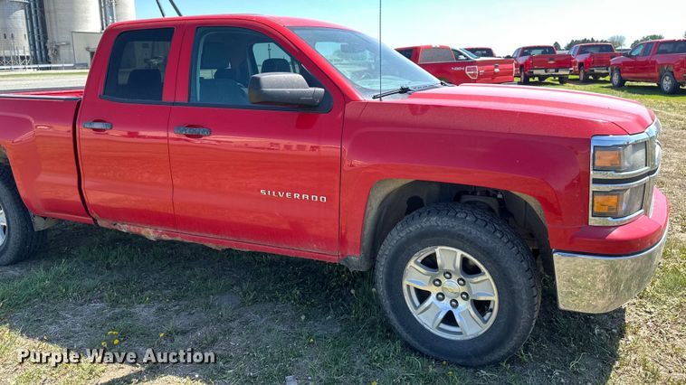 image for item EB2563 2014 Chevrolet  Silverado 1500 Double Cab pickup truck