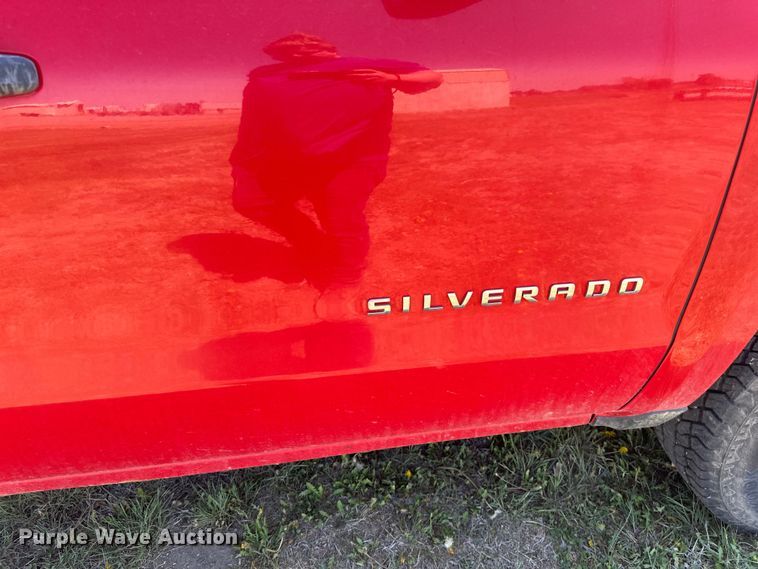 image for item EB2563 2014 Chevrolet  Silverado 1500 Double Cab pickup truck