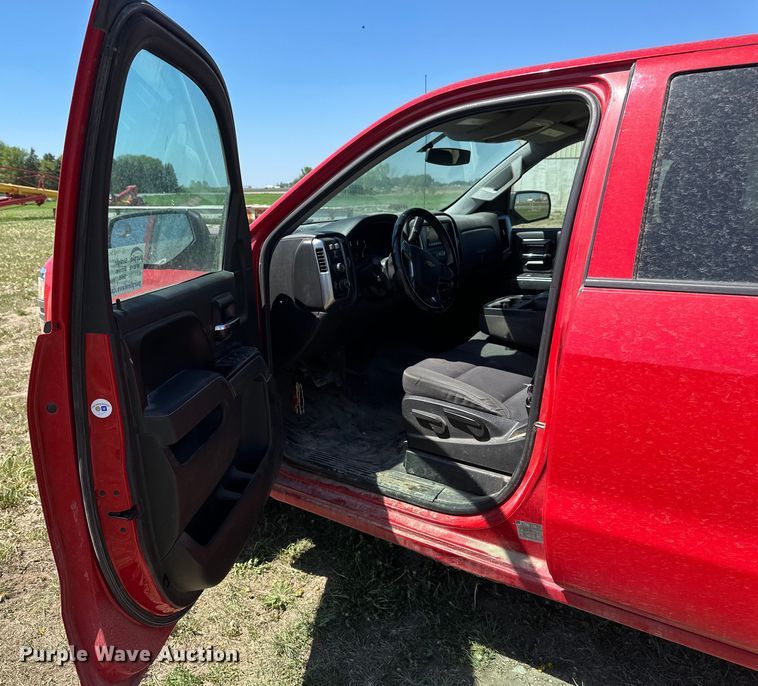 image for item EB2563 2014 Chevrolet  Silverado 1500 Double Cab pickup truck