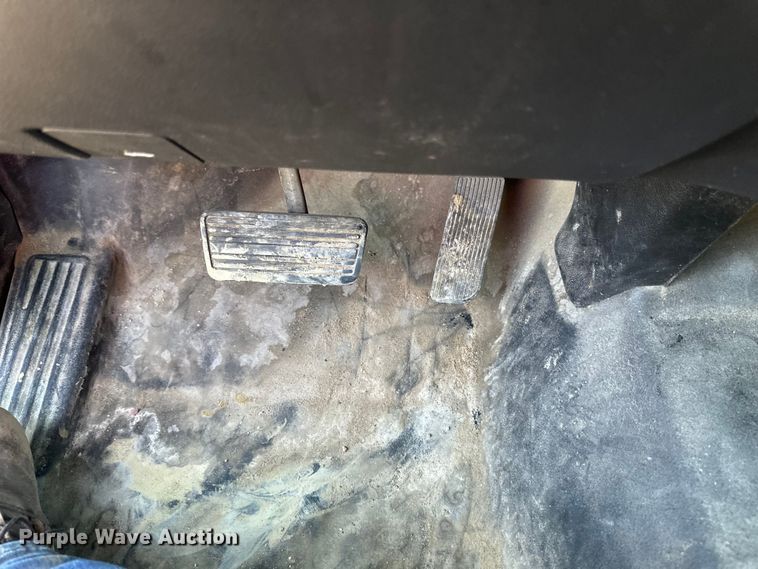 image for item EB2563 2014 Chevrolet  Silverado 1500 Double Cab pickup truck