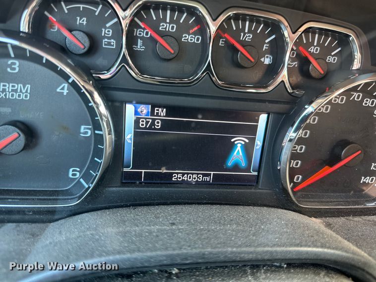 image for item EB2563 2014 Chevrolet  Silverado 1500 Double Cab pickup truck