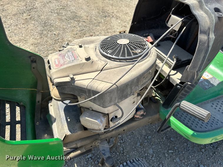 image for item EB2570 John Deere  L118 lawn mower