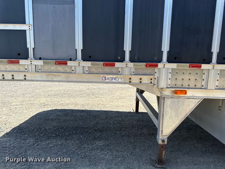 image for item EB2571 2005 Barrett livestock trailer