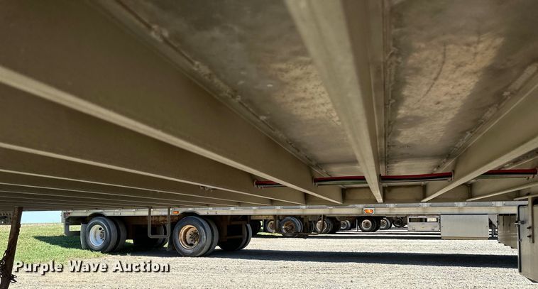 image for item EB2571 2005 Barrett livestock trailer