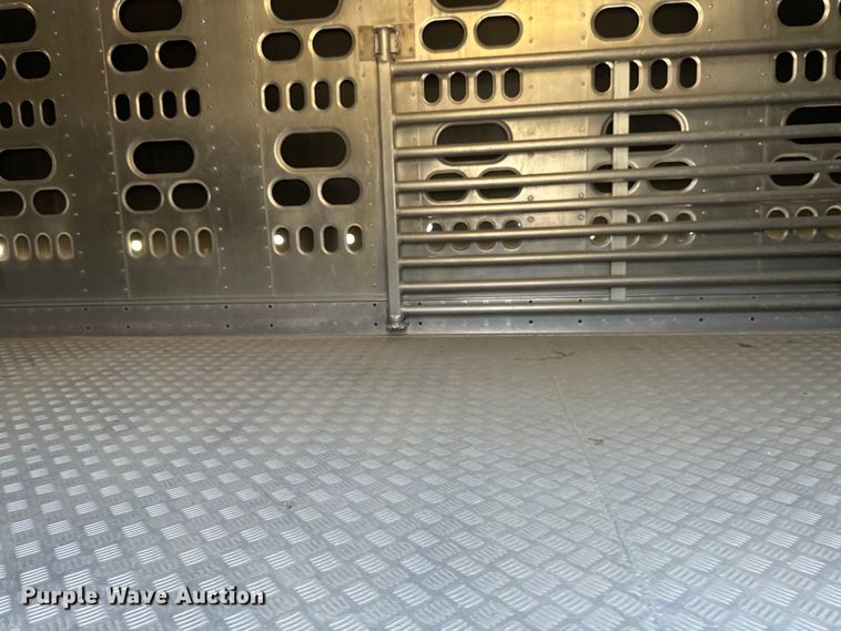 image for item EB2571 2005 Barrett livestock trailer