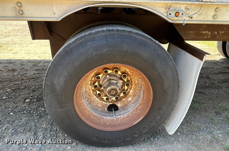 image for item EB2571 2005 Barrett livestock trailer