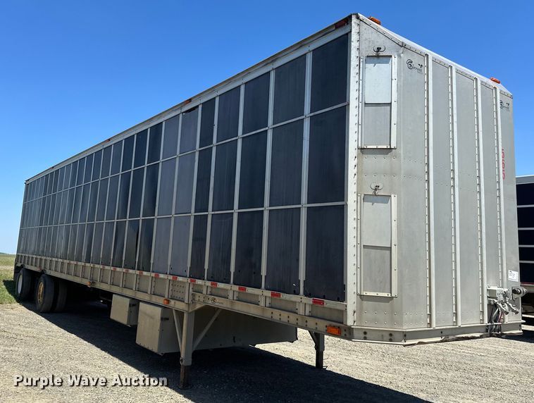 image for item EB2572 2008 Barrett livestock trailer