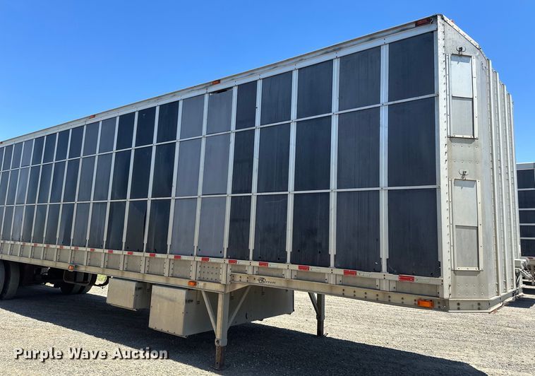 image for item EB2572 2008 Barrett livestock trailer