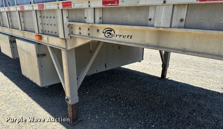 image for item EB2572 2008 Barrett livestock trailer