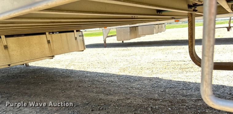 image for item EB2572 2008 Barrett livestock trailer